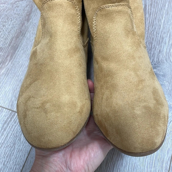 Dolce By Mojo Moxy Faux Suede Slouch Ankle Boots Heeled Camel 9 - Picture 14 of 16